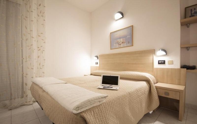 Hotel Globus 3*