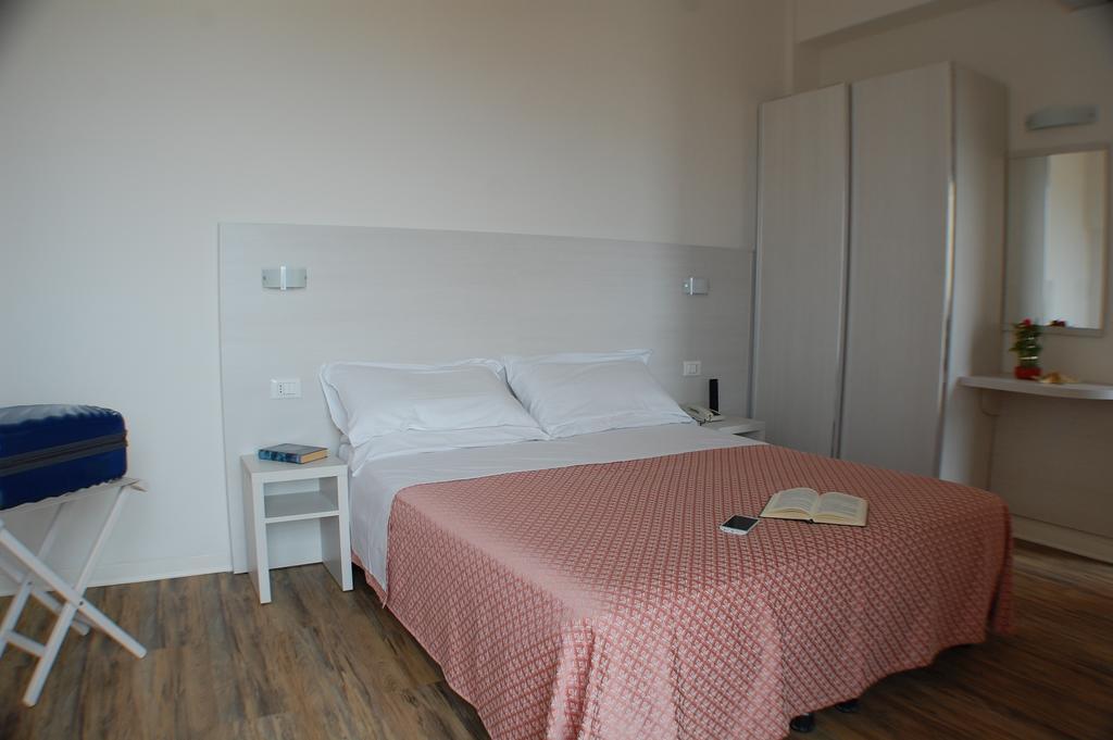 Nelson Hotel 3*