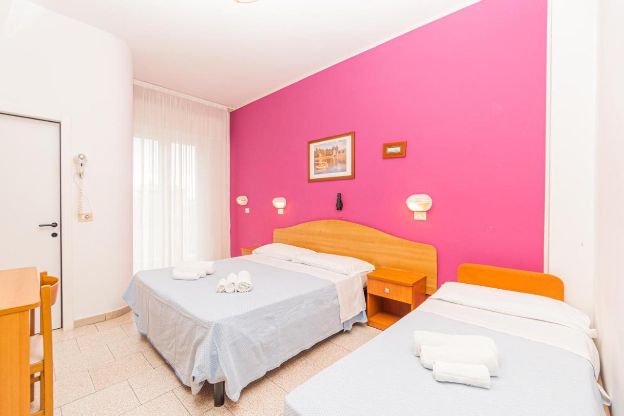 Arlino Hotel 3*