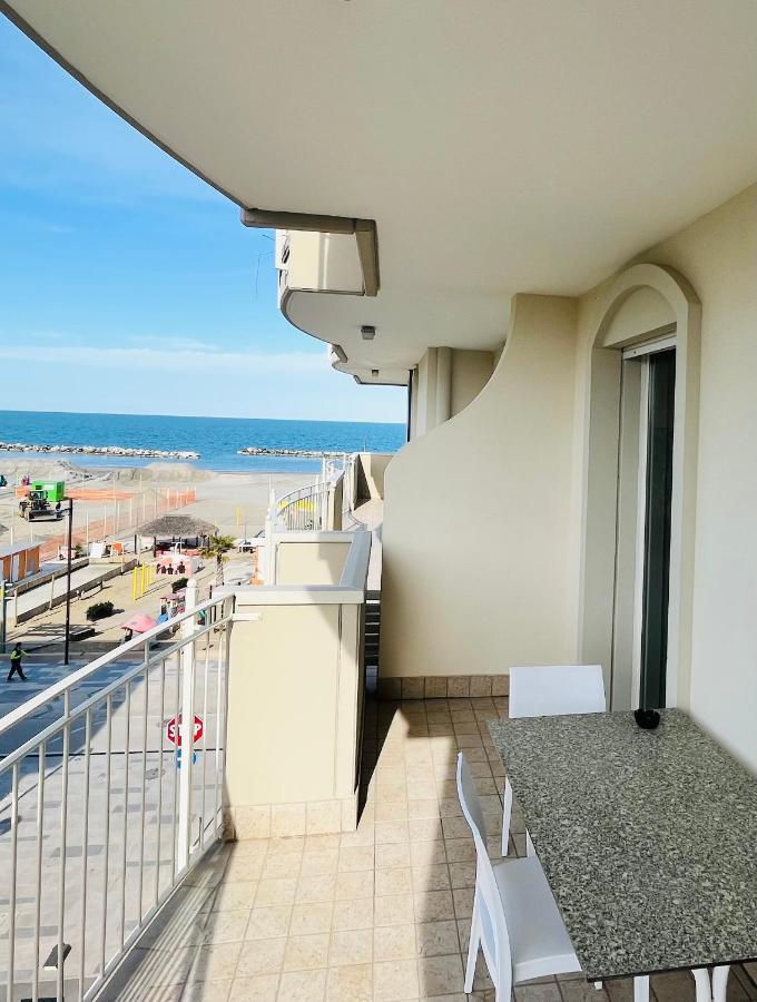 Frontemare Aparthotel