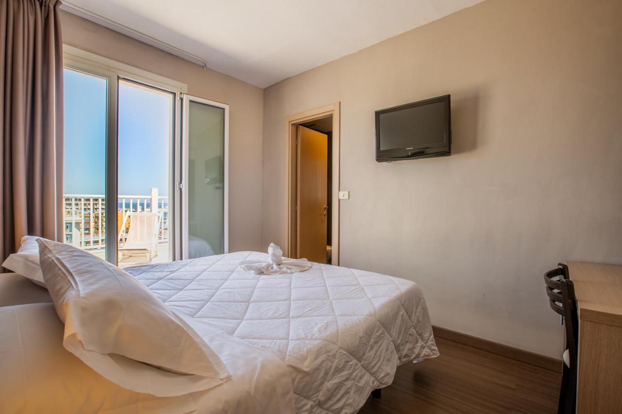 Aiglon Hotel 3*