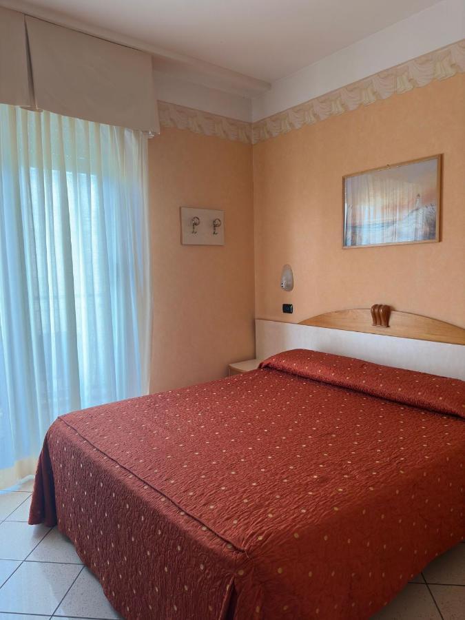 Hotel Ambra 3*
