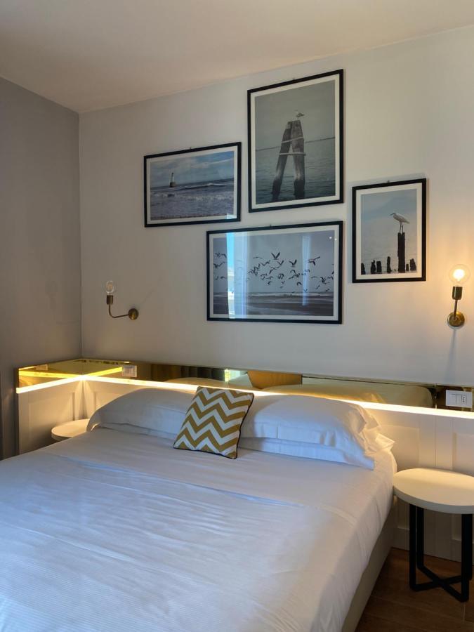 Residence Ten Suite Apartment