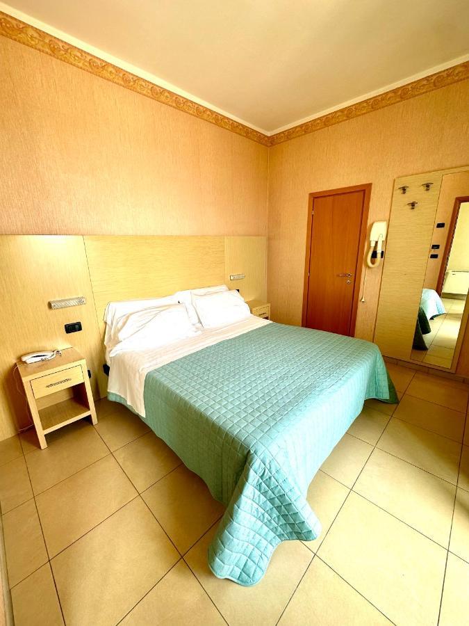 Metropole 3*