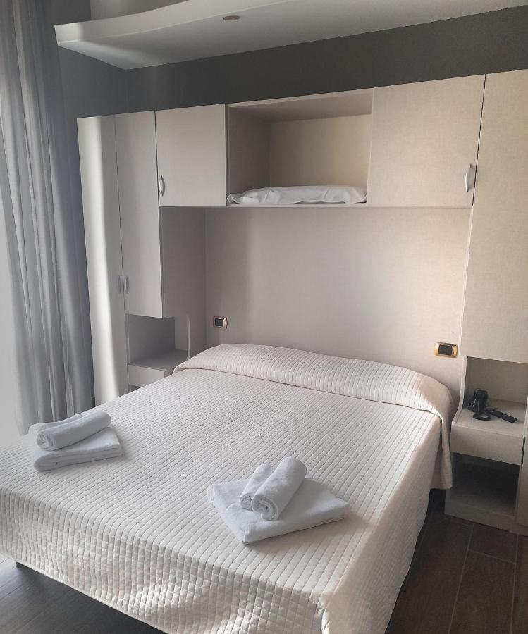 Royal Plaza 4*