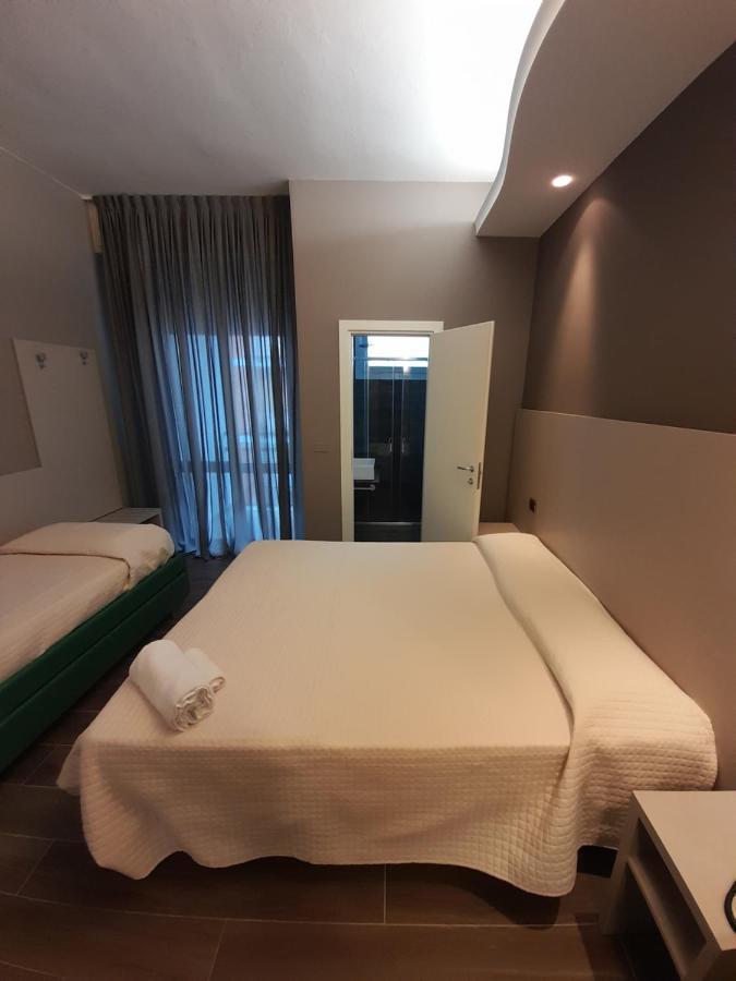 Royal Plaza 4*