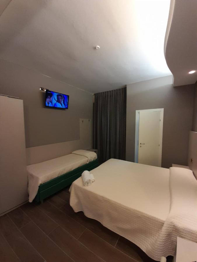 Hotel Royal Plaza 4*