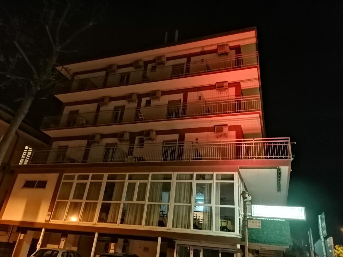 Hotel Nova Dhely Rimini