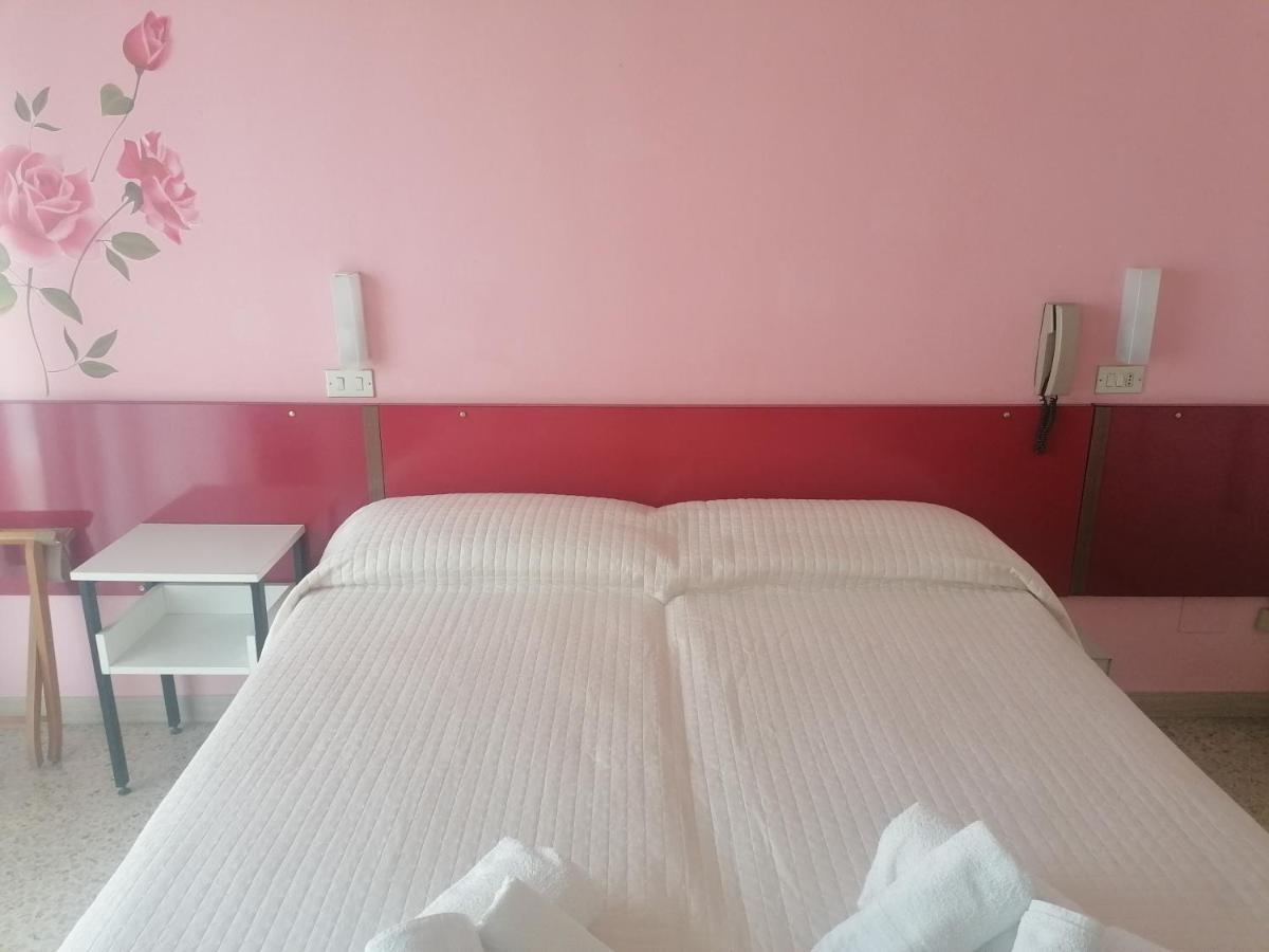 Nova Dhely Hotel 3*