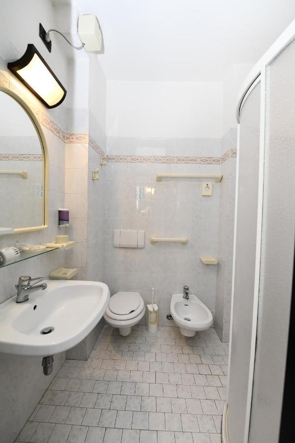 Criniera D'oro Hotel 3*
