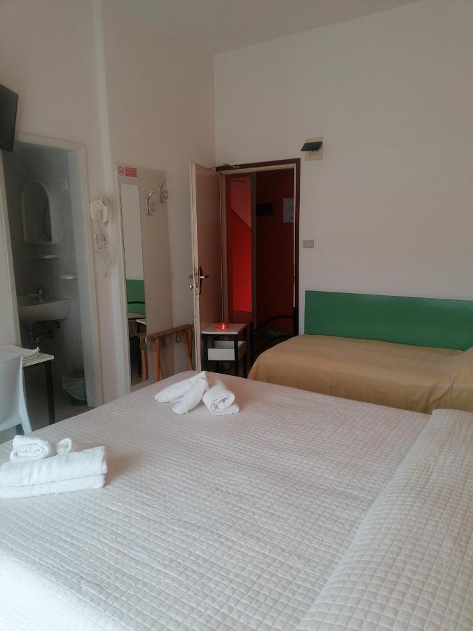 Nova Dhely Rimini