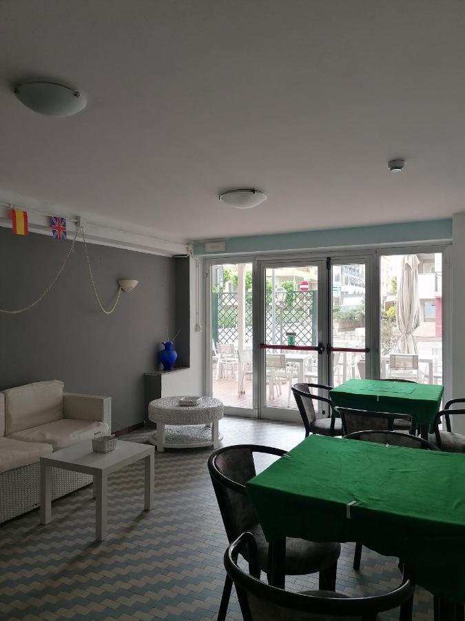 Nova Dhely Hotel