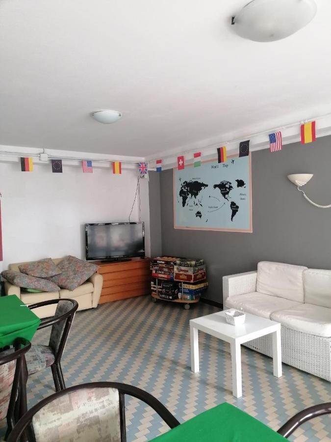Nova Dhely 3*