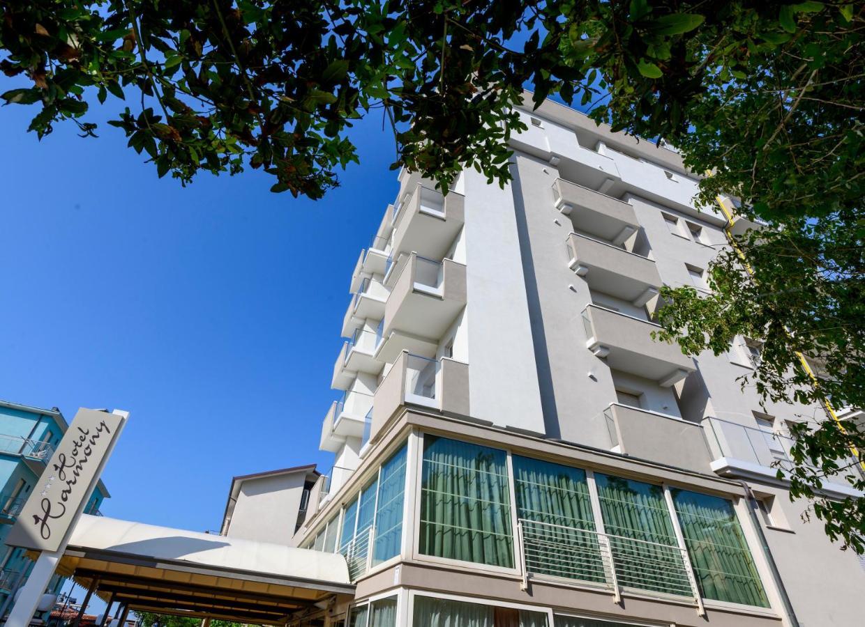 Harmony Hotel 3*