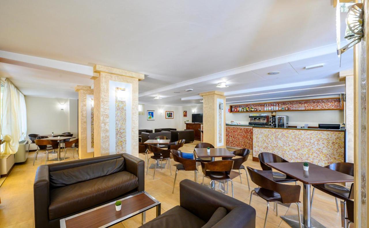Hotel Harmony 3*