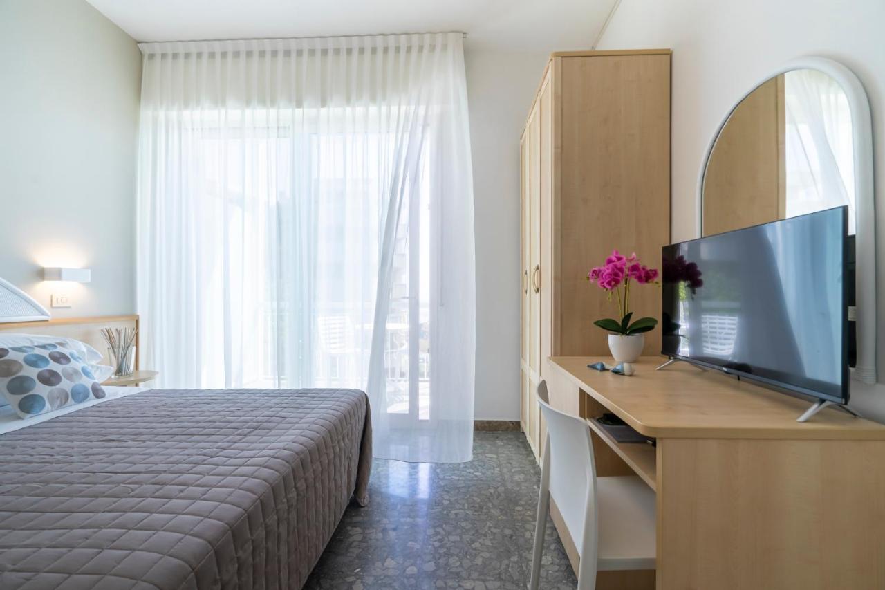 Hotel Constellation 3*