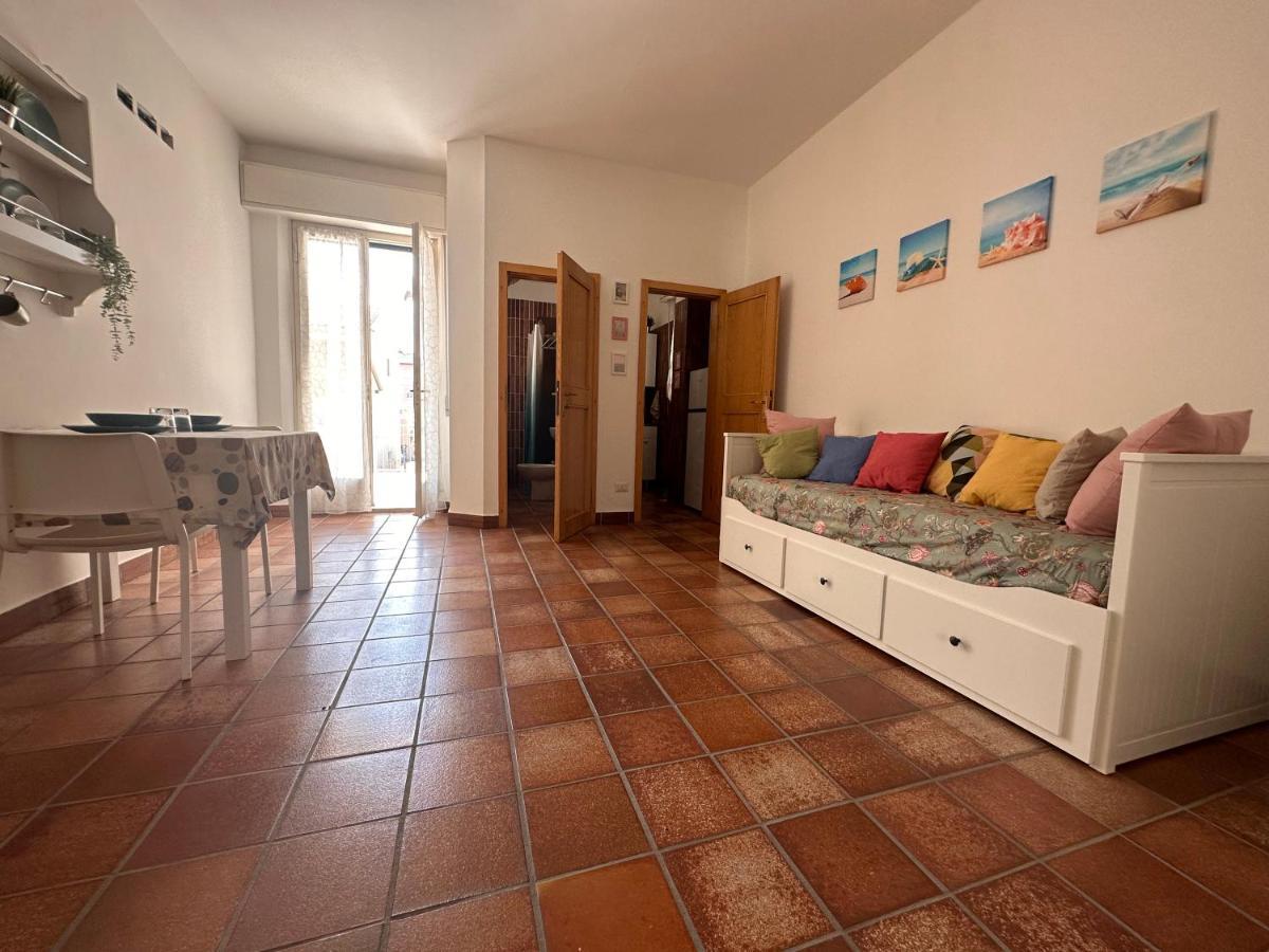 Miamare 1 Min Dalla E Terrazzo Di Clickaffitti Rimini