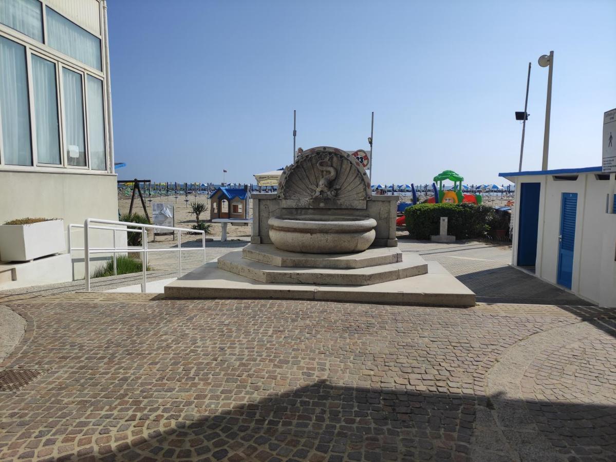 Miamare 1 Min Dalla E Terrazzo Di Clickaffitti Apartment Rimini