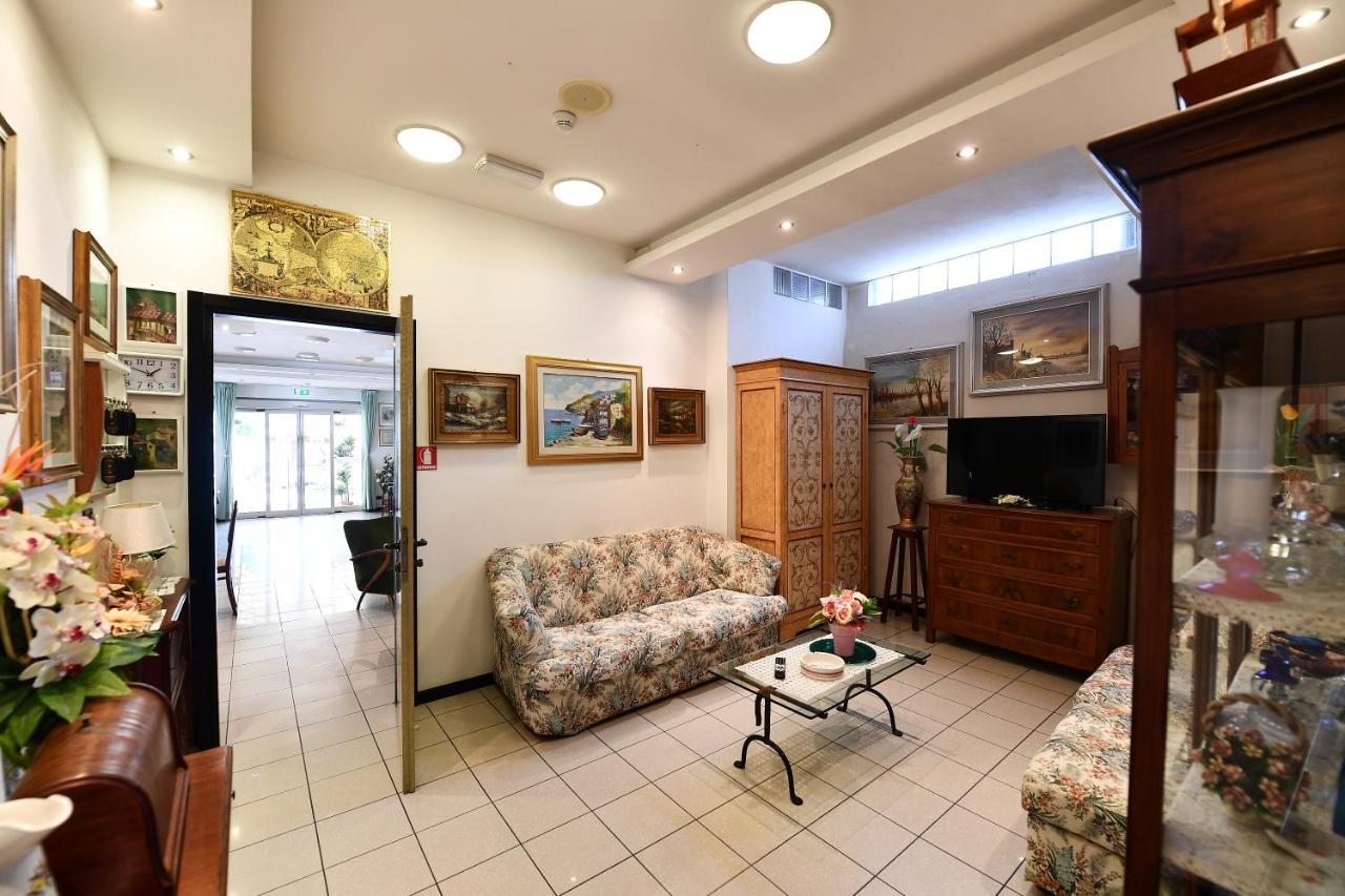 Hotel Criniera D'oro Rimini