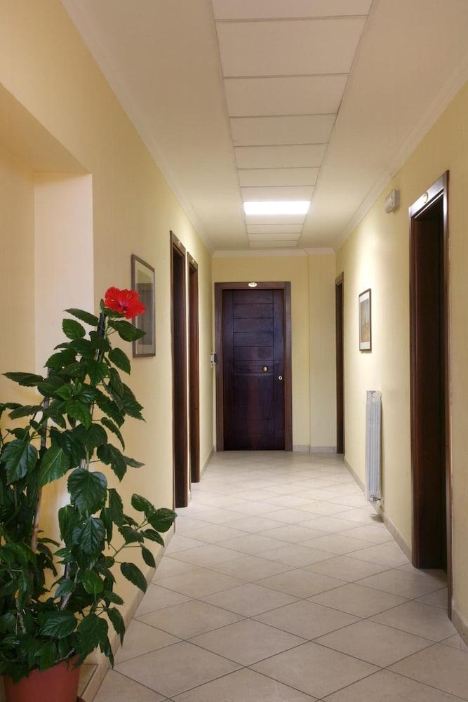 Aparthotel I Girasoli 3*