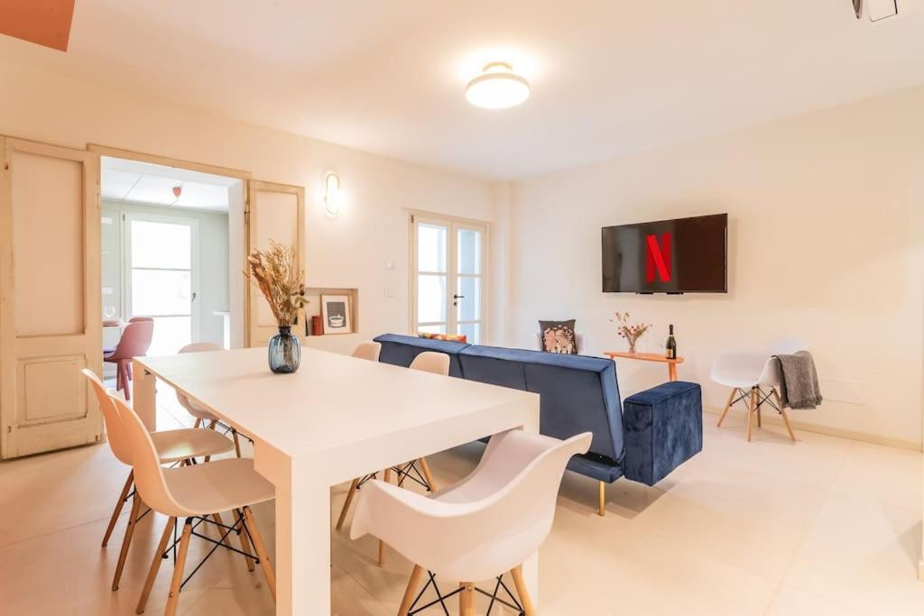 Luxury & Design: Oasi Nel Centro Storico Di Villa