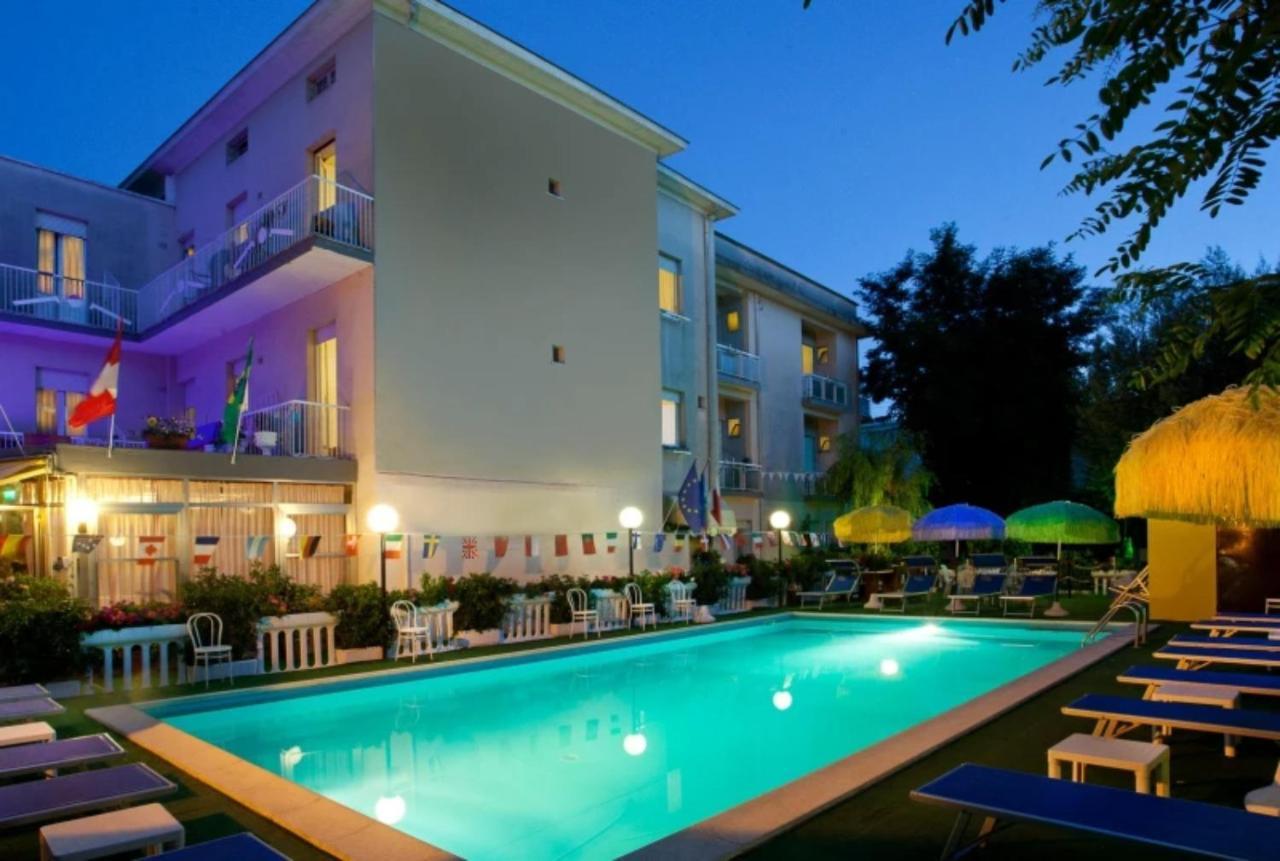 Des Bains 2*