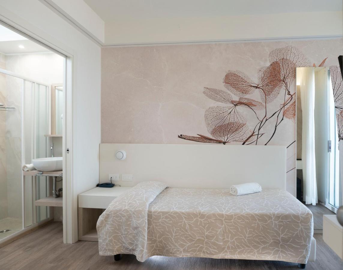 Harmony 3* Rimini