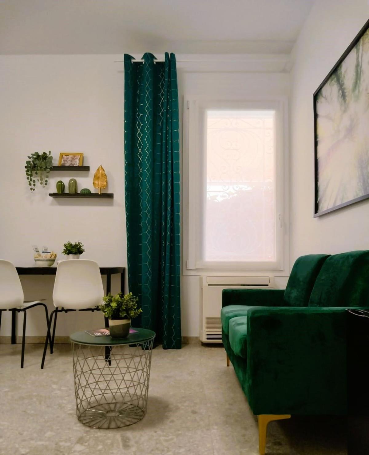 Zuara9room Bed & Breakfast *