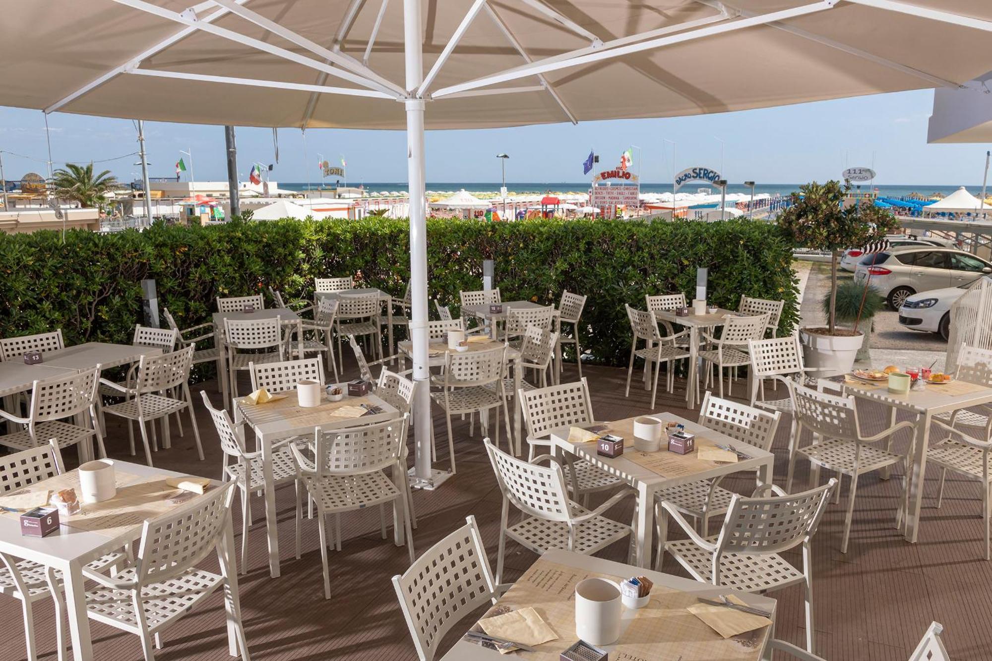 Hotel Ghirlandina Rimini