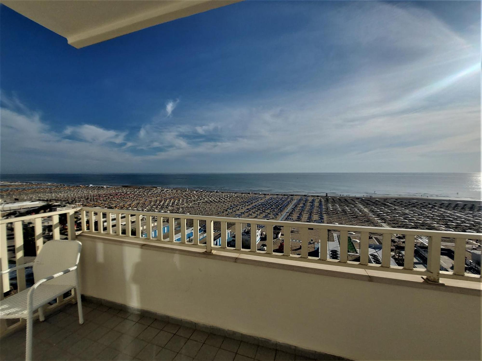 Hotel Yes Touring & Rimini