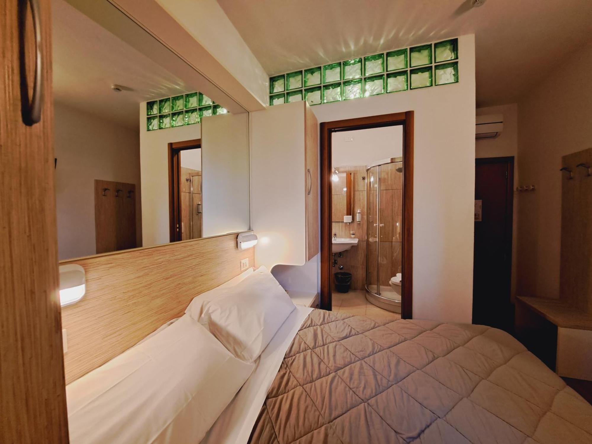 Hotel Butterfly 3*