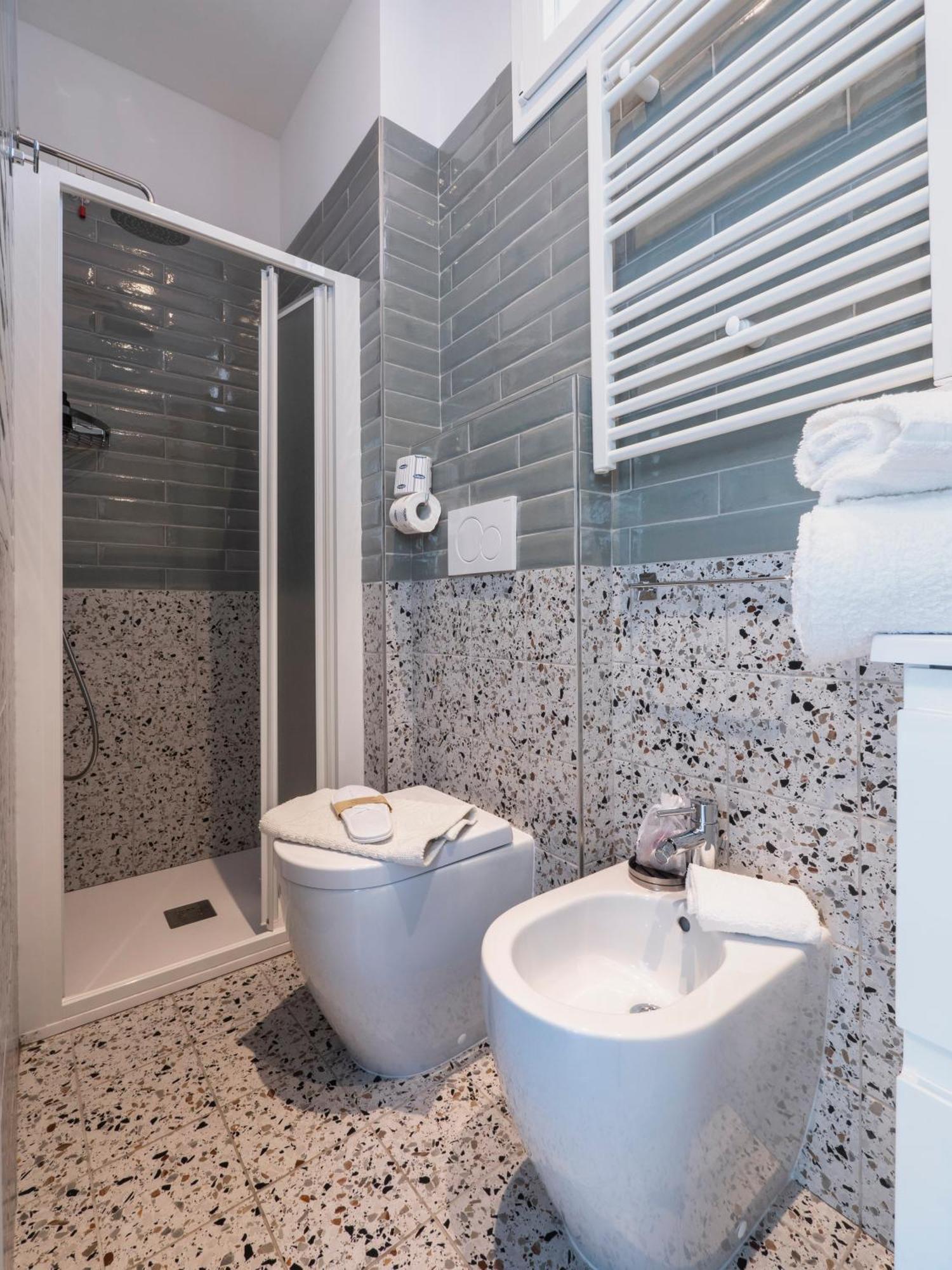 Zuara9room