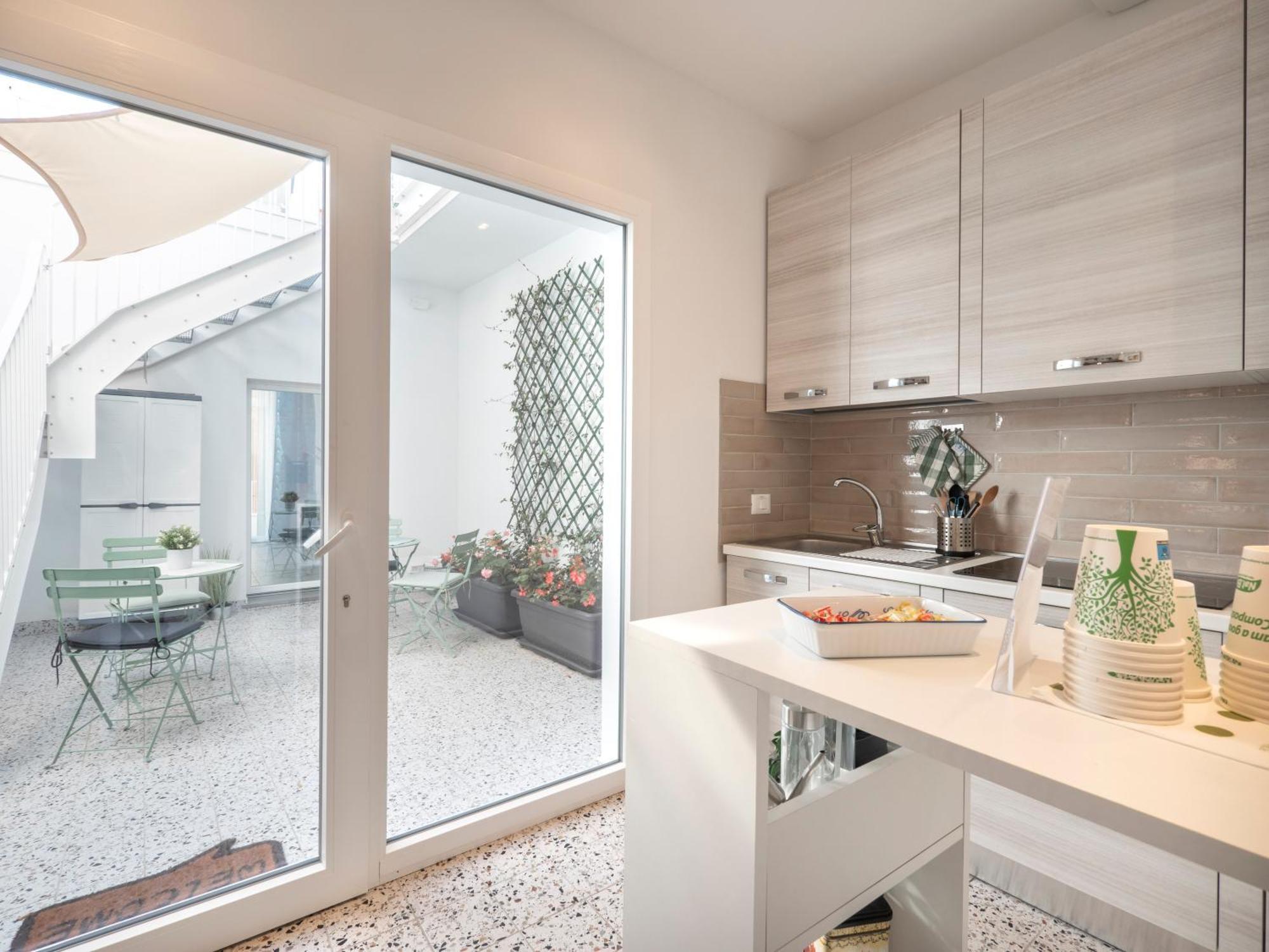 Zuara9room Frühstückspension Rimini