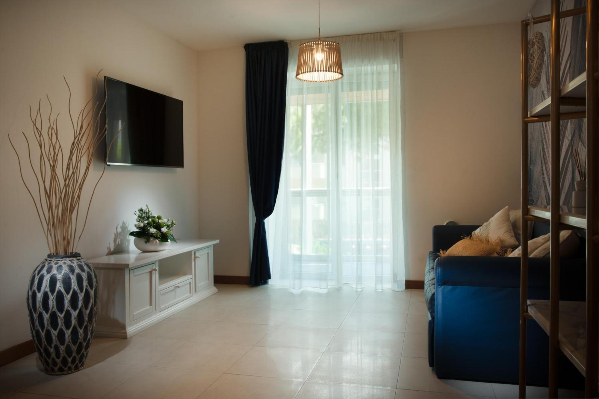 Vespucci Apartment *