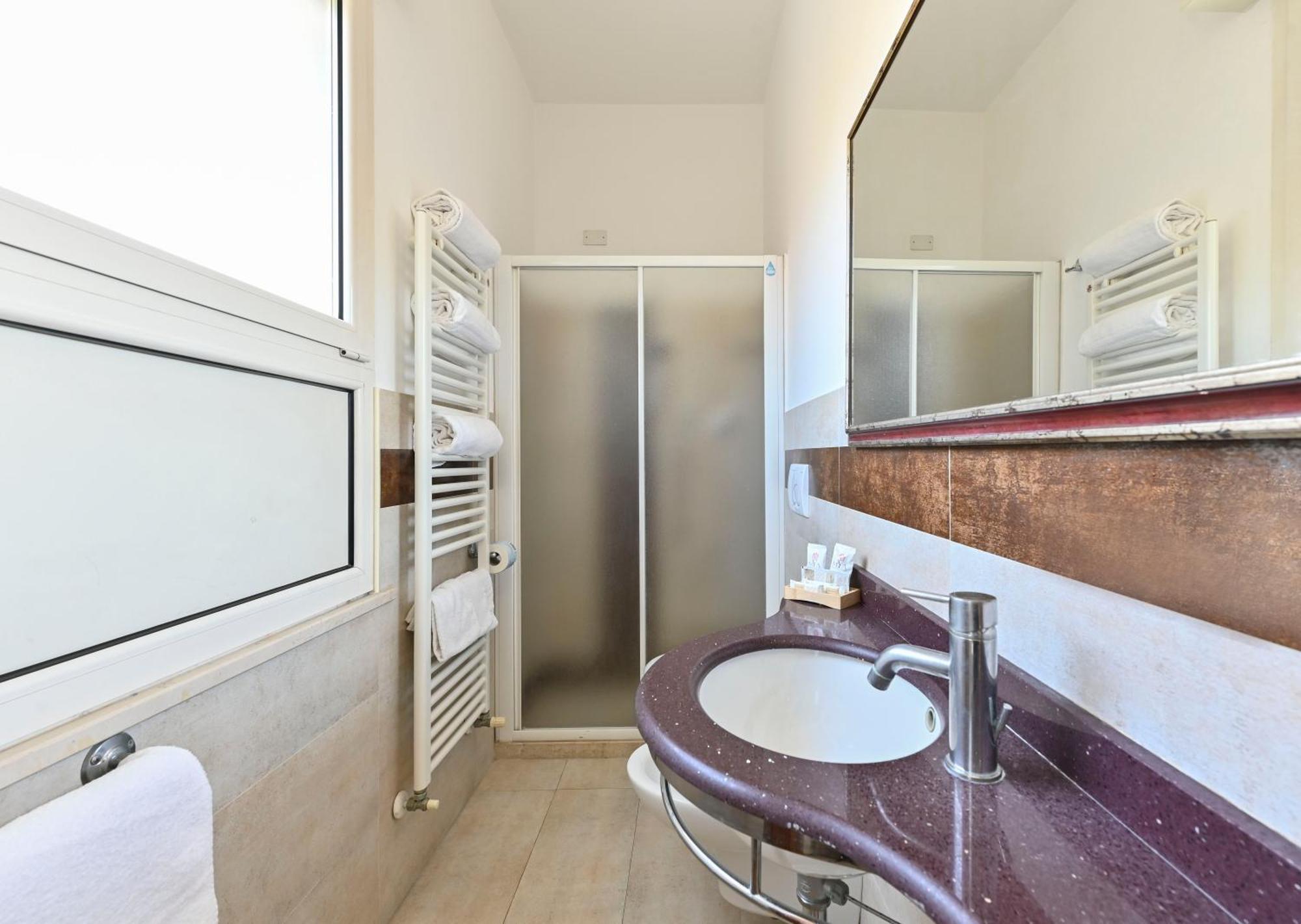 Harmony Hotel 3*