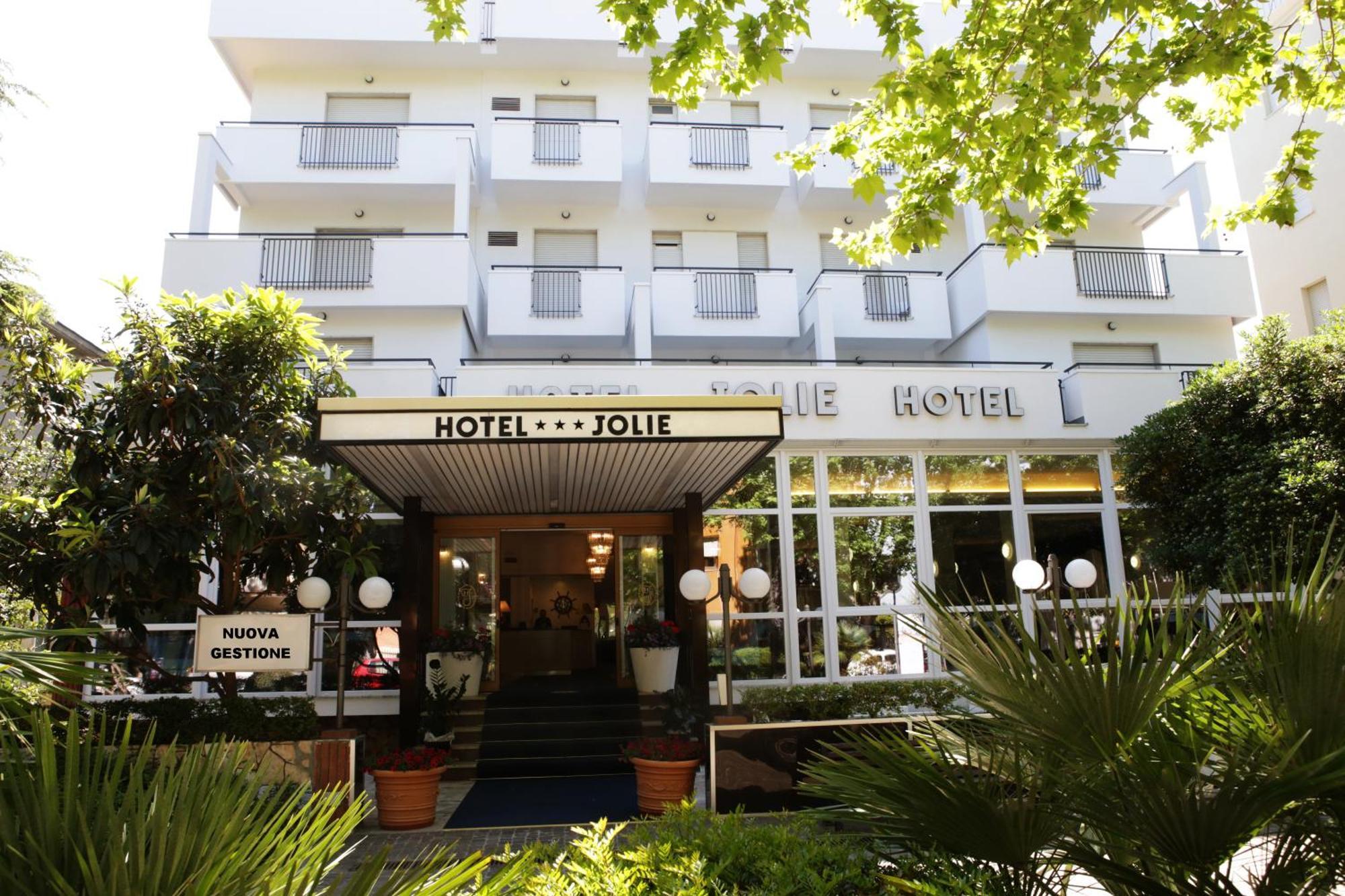 Jolie Hotel 3*