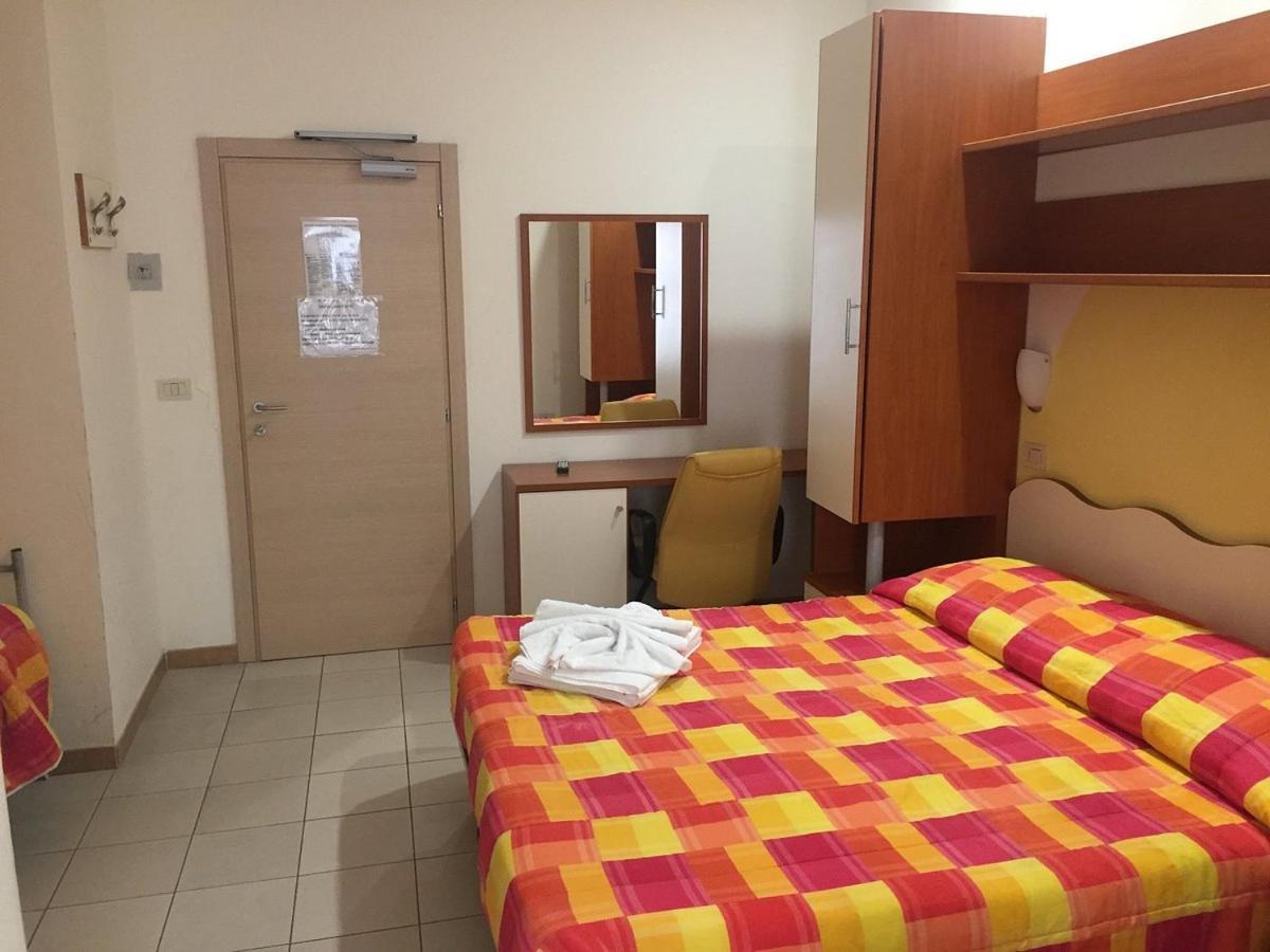 New Happy Hotel 3*