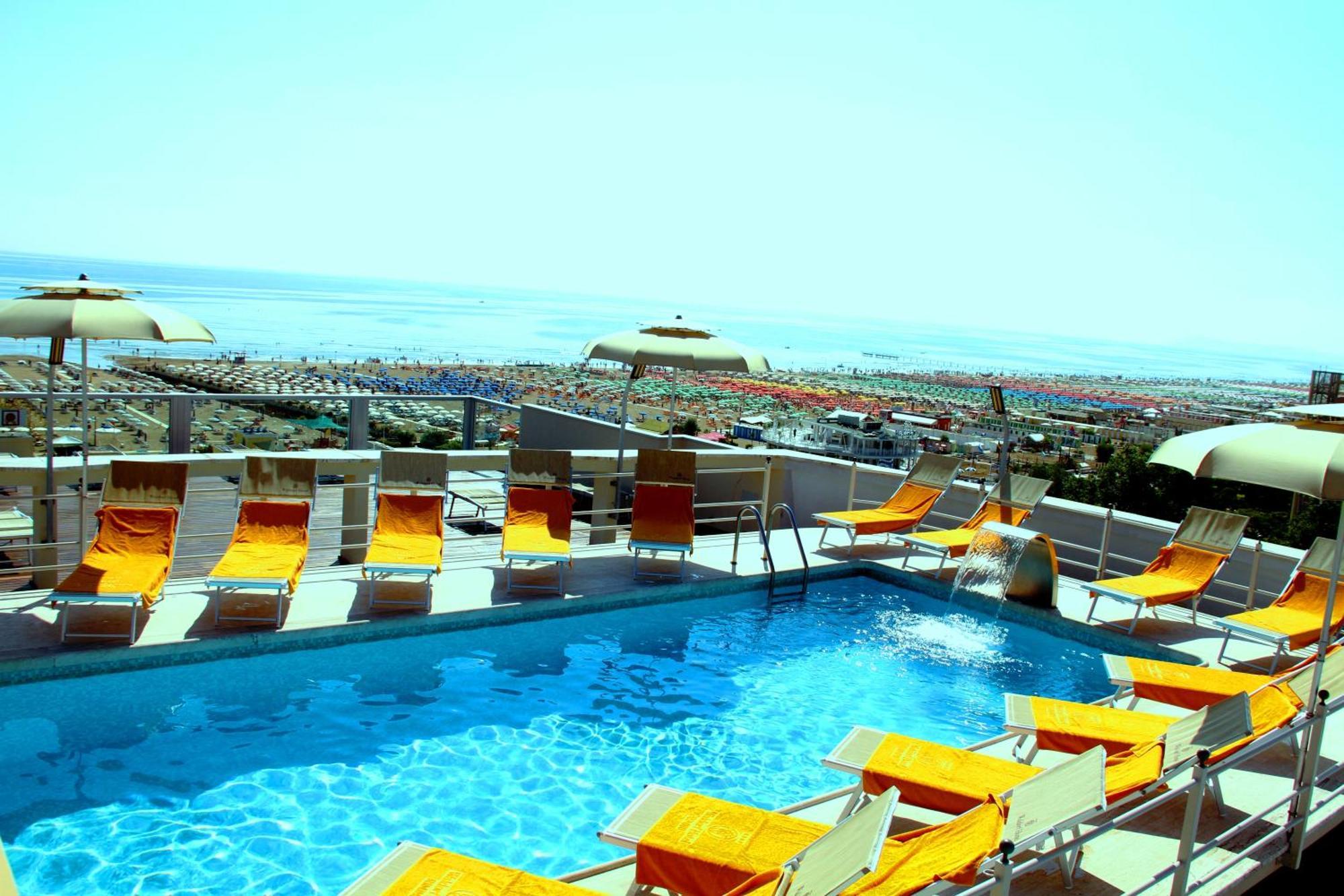 Hotel Waldorf 4*