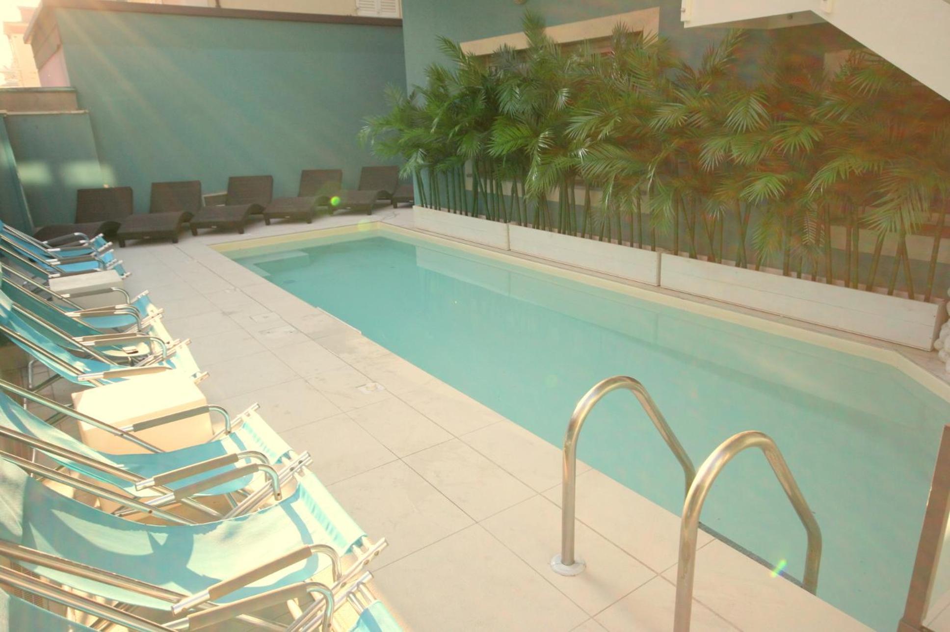 Aparthotel Paradise Rimini