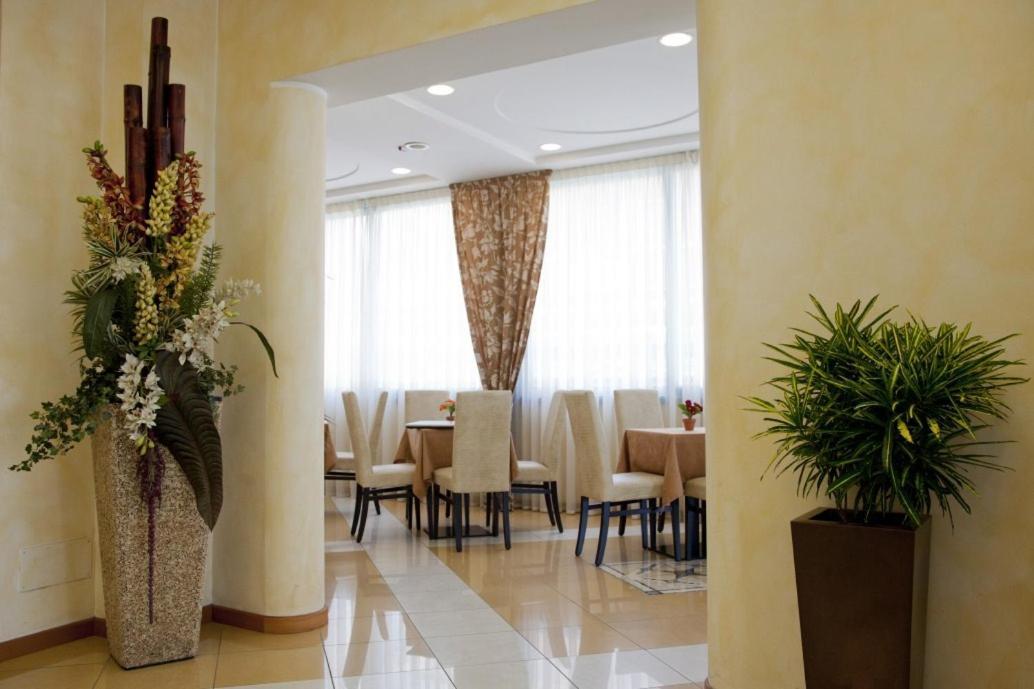 Hotel Palm Sea View 3*