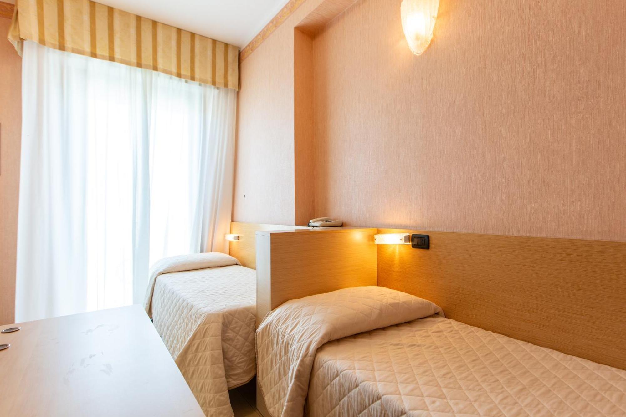 Metropole Hotel