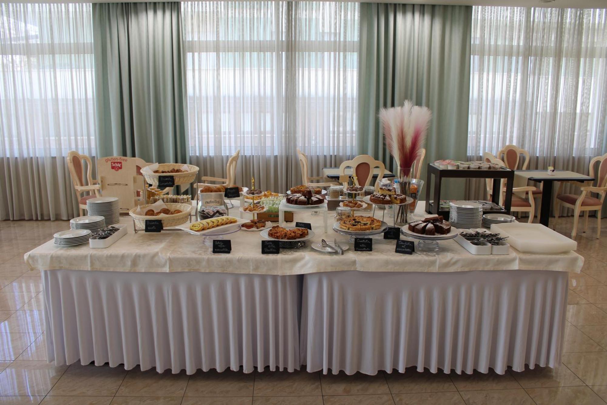 Royal Plaza Hotel