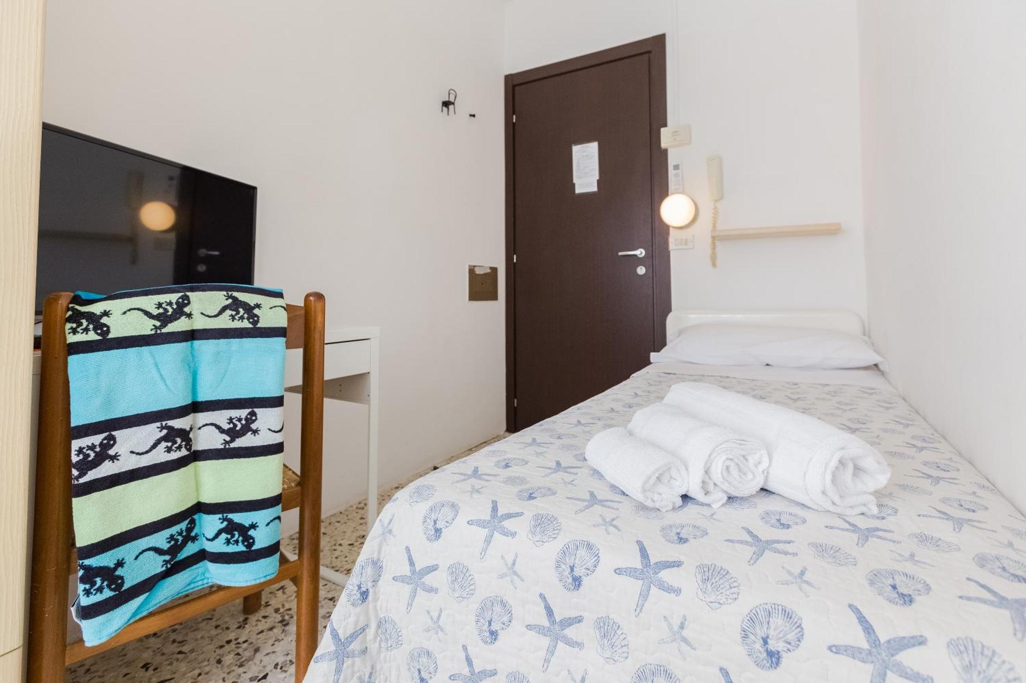Hotel Sanremo 3*