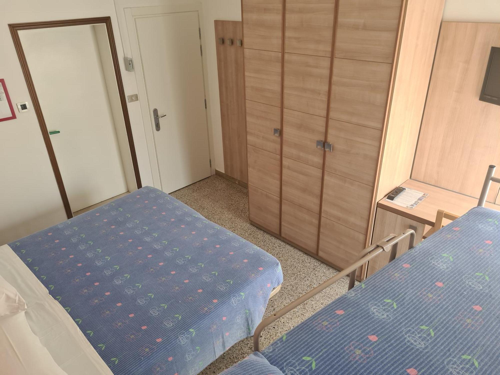 Hotel Camelia 2*