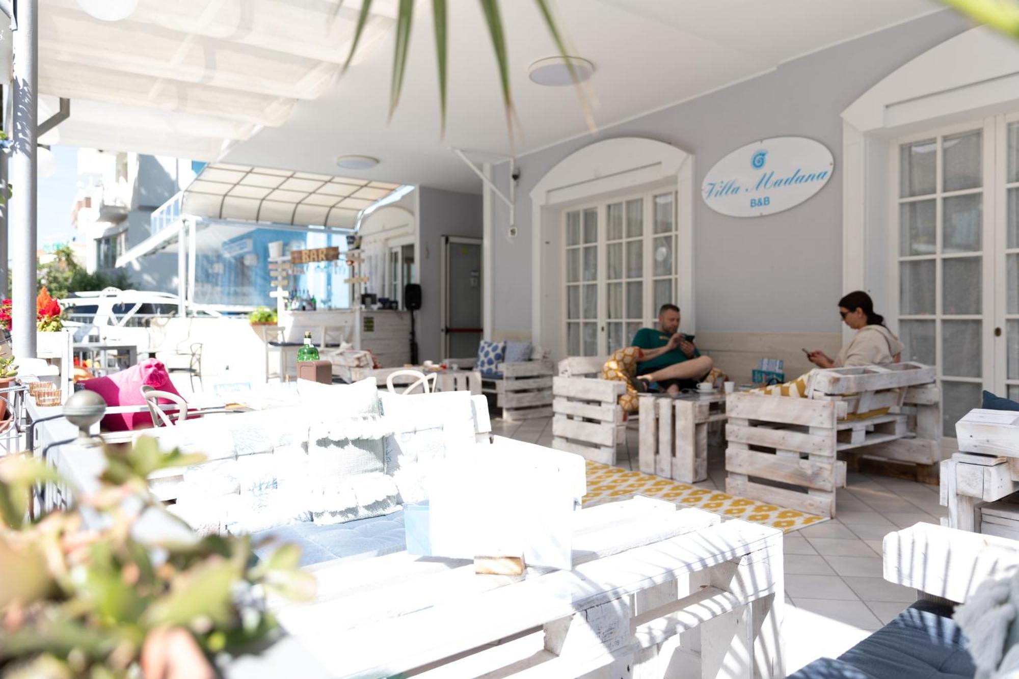 Madana Hotel