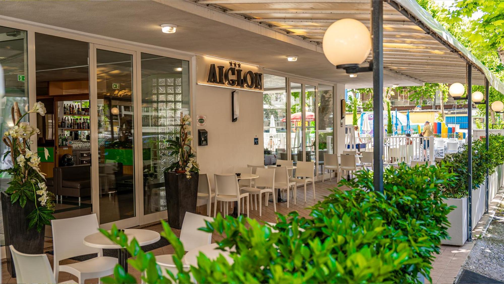 Hotel Aiglon 3*