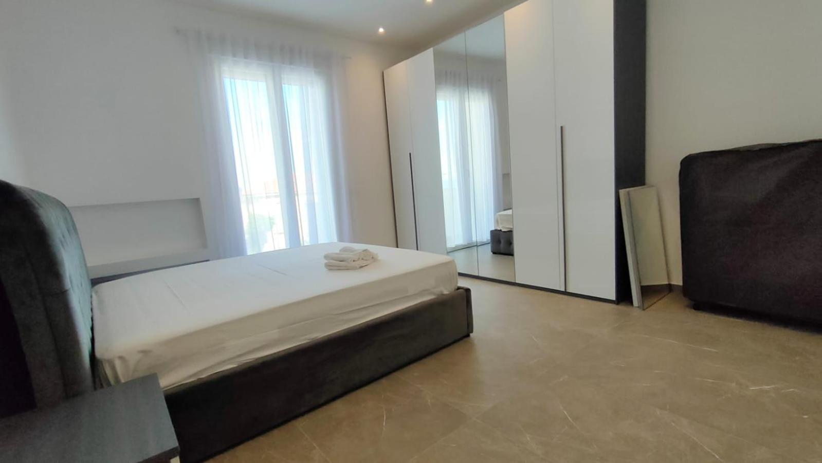 Apartment Borghesi Fronte Mare *