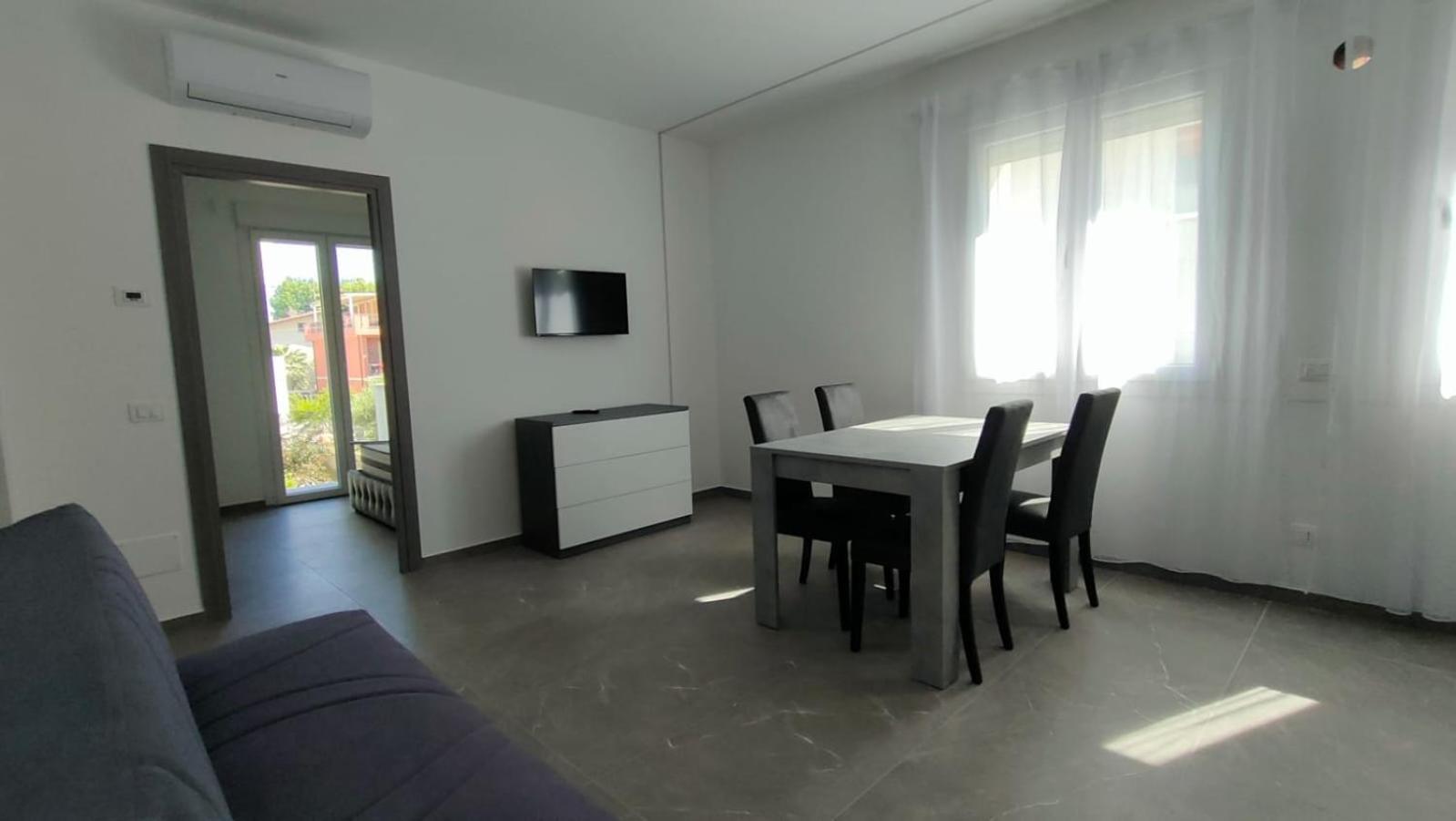 Apartment Borghesi Fronte Mare Rimini