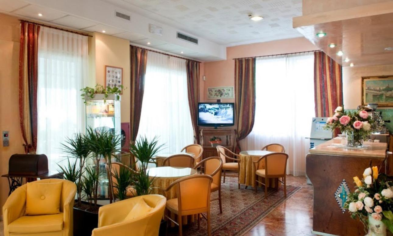 Kennedy Hotel