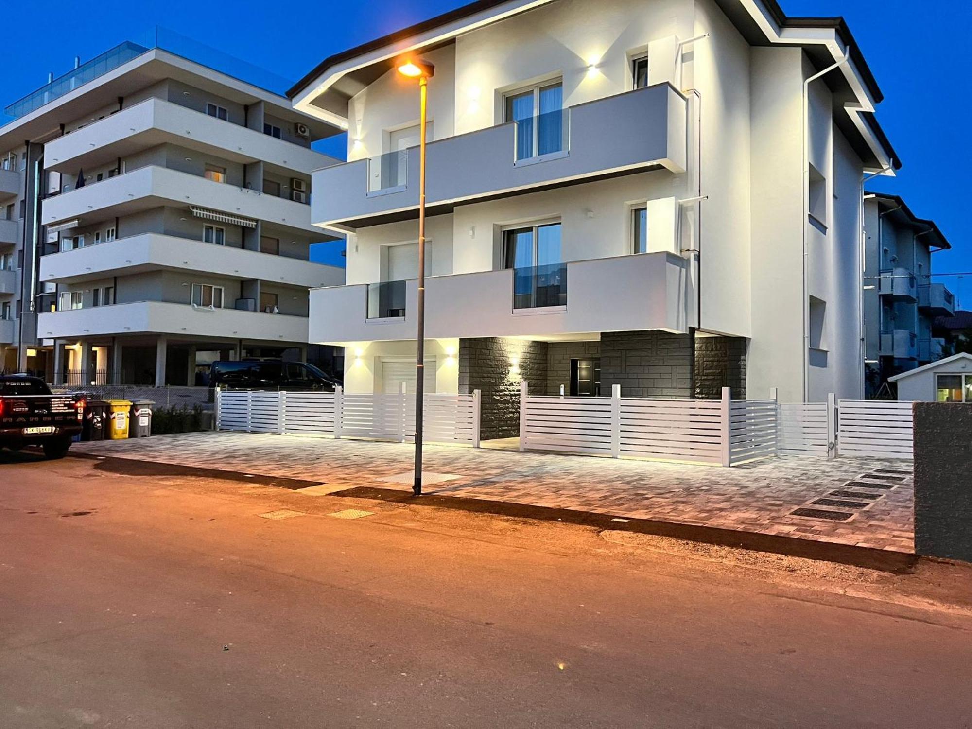 Apartment Borghesi Fronte Mare